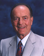 Dr. Michael Yessis Michael Yessis, PhD – Biomechanic consultant for many Olympic teams; author of 10 books and 2000 articles.